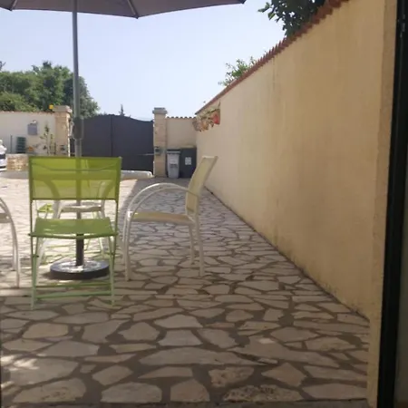 Pensión Indépendant 3*