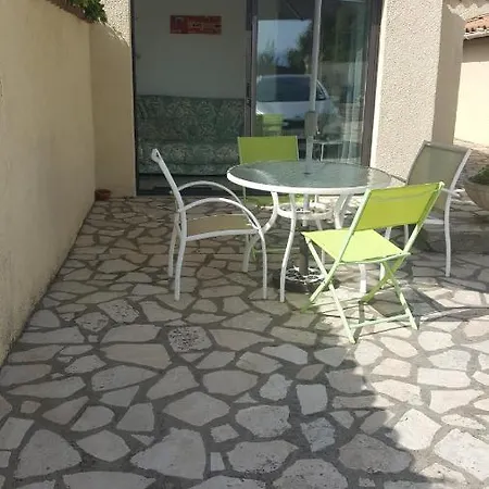 Pensión Indépendant 3*